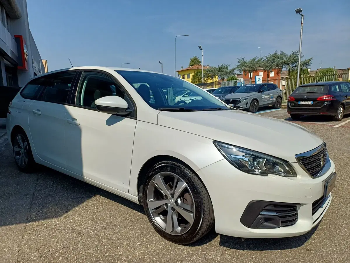 Peugeot 308 SW usata a Modena (5)
