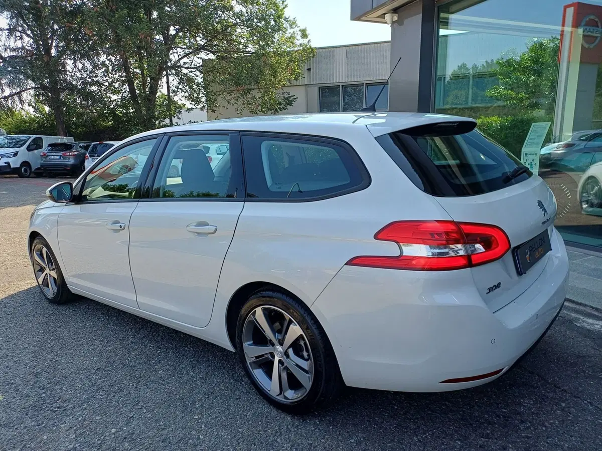 Peugeot 308 SW usata a Modena (9)