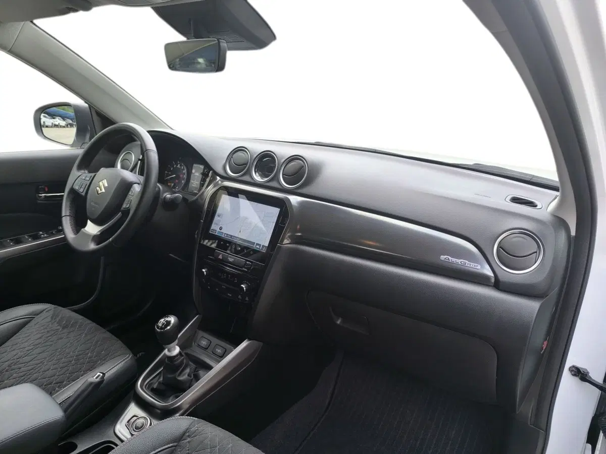 Suzuki Vitara usata a Udine (13)
