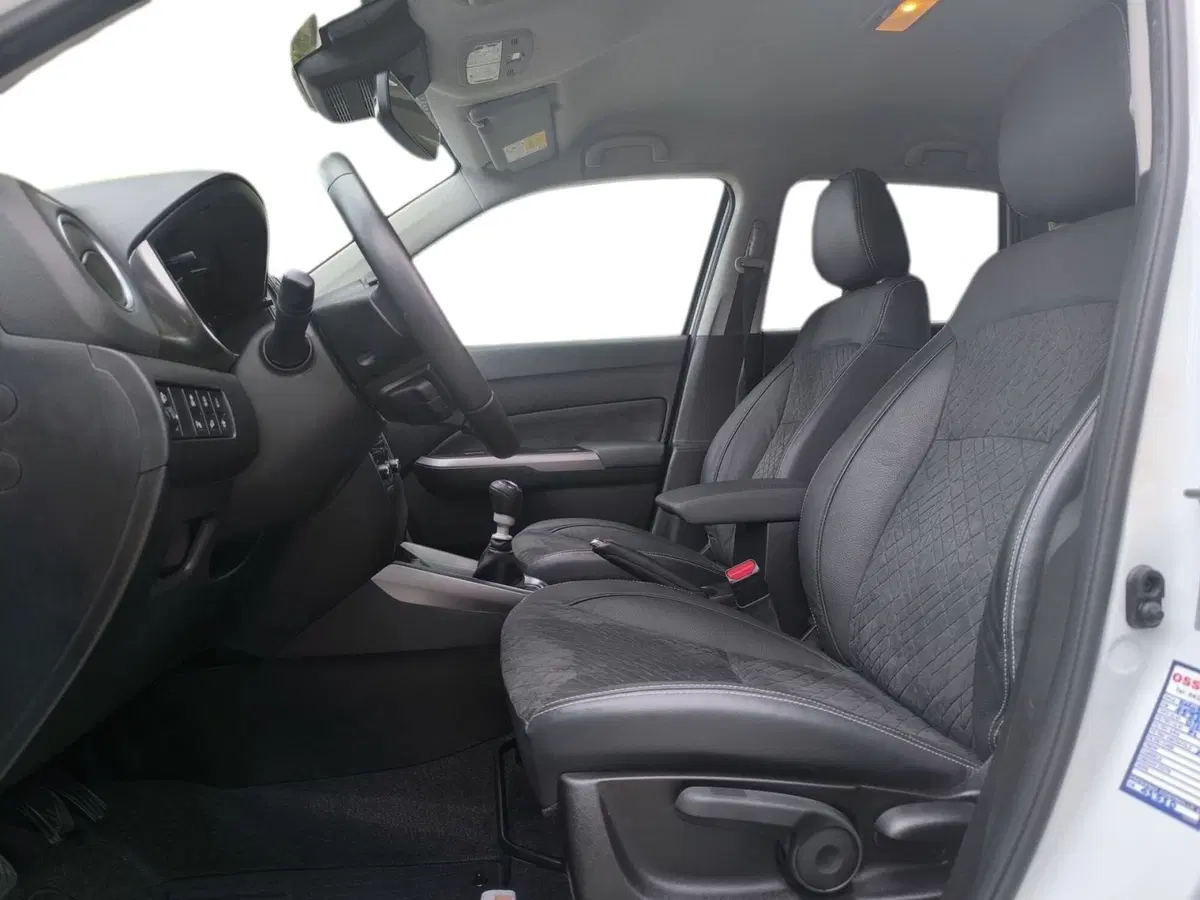 Suzuki Vitara usata a Udine (8)