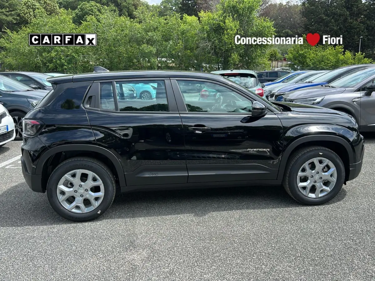 Jeep Avenger nuova a Roma (6)