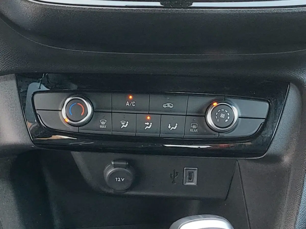 Opel Corsa usata a Pavia (7)