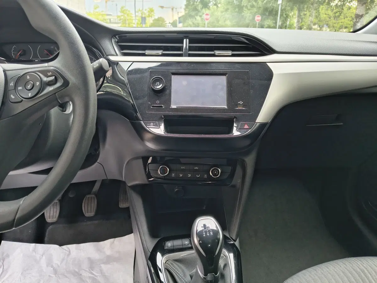 Opel Corsa usata a Padova (11)