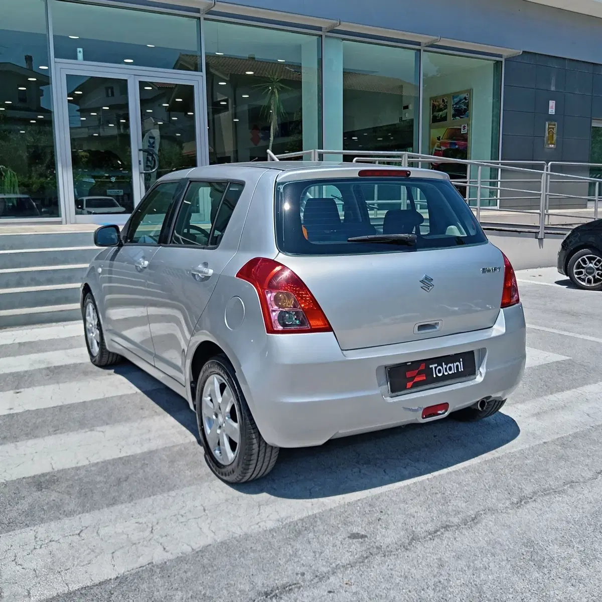Suzuki Swift usata a L'Aquila (9)