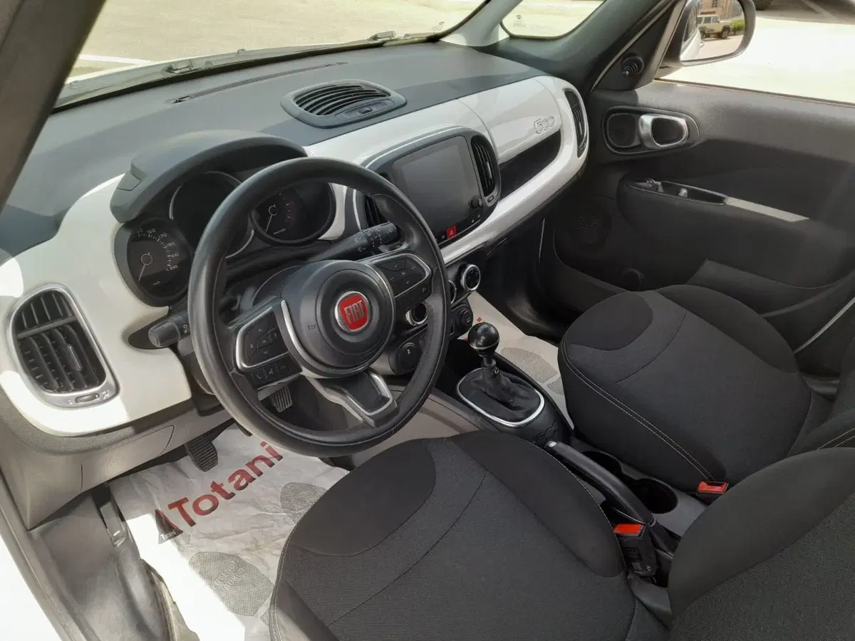 Fiat 500L usata a L'Aquila (11)
