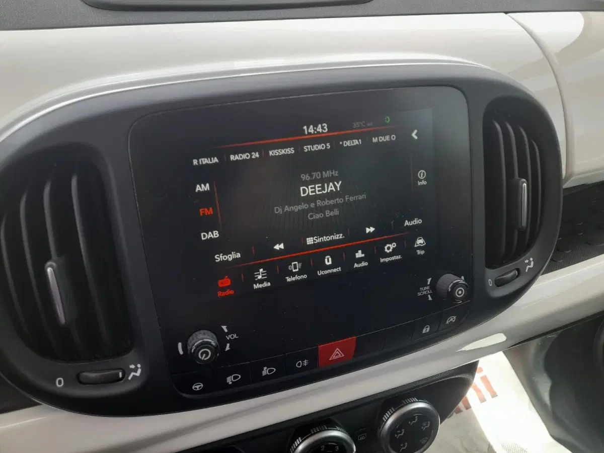Fiat 500L usata a L'Aquila (17)