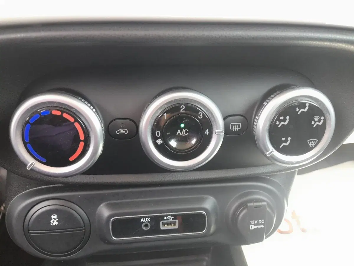 Fiat 500L usata a L'Aquila (8)