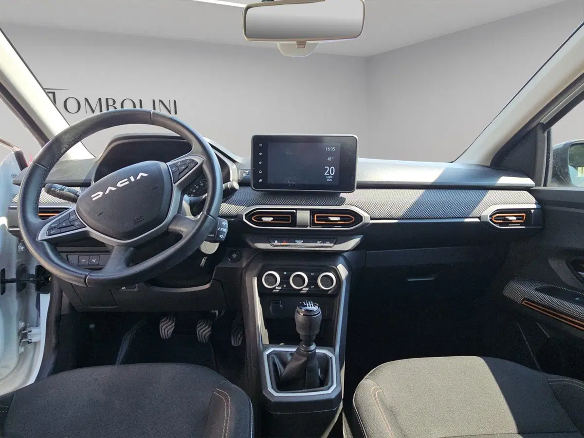 Dacia Sandero usata a Perugia (9)