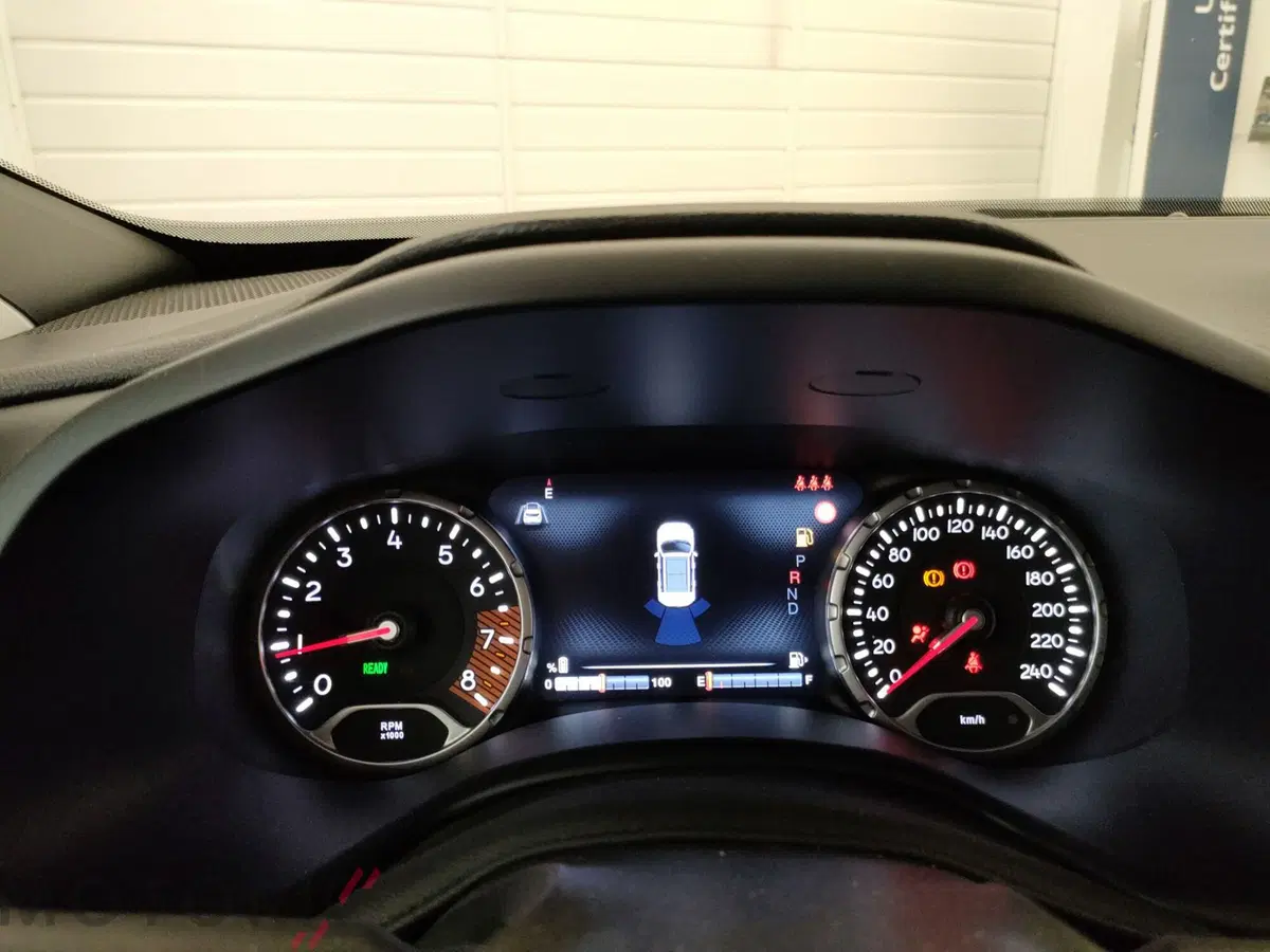 Jeep Renegade usata a Varese (12)
