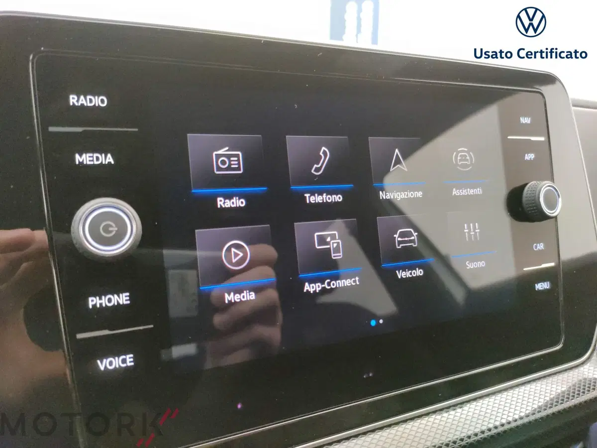 Volkswagen T-Cross usata a Varese (14)