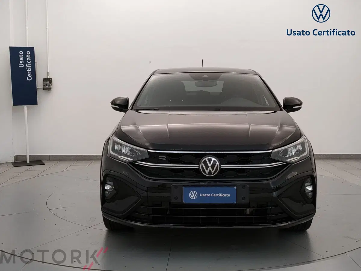 Volkswagen Taigo usata a Varese (2)