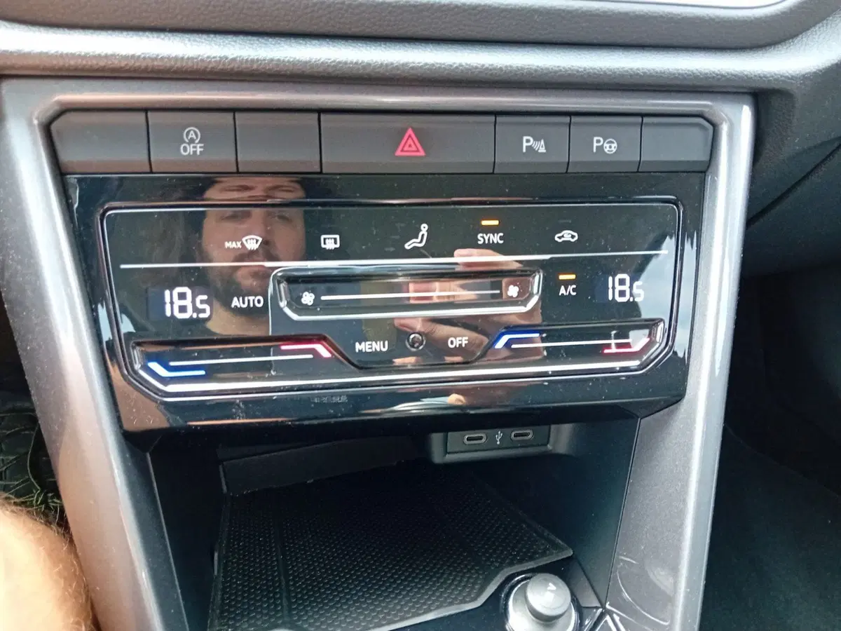 Volkswagen T-Roc usata a Vicenza (19)