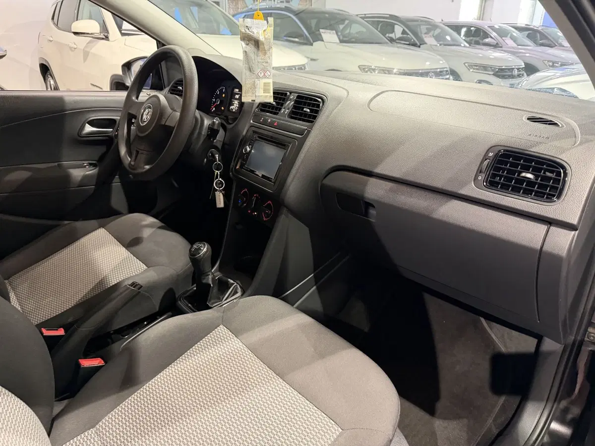 Volkswagen Polo usata a Genova (10)