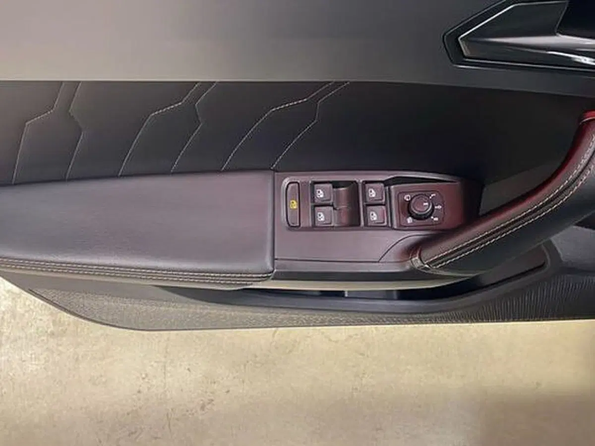 Cupra Leon Station Wagon usata a Vicenza (17)