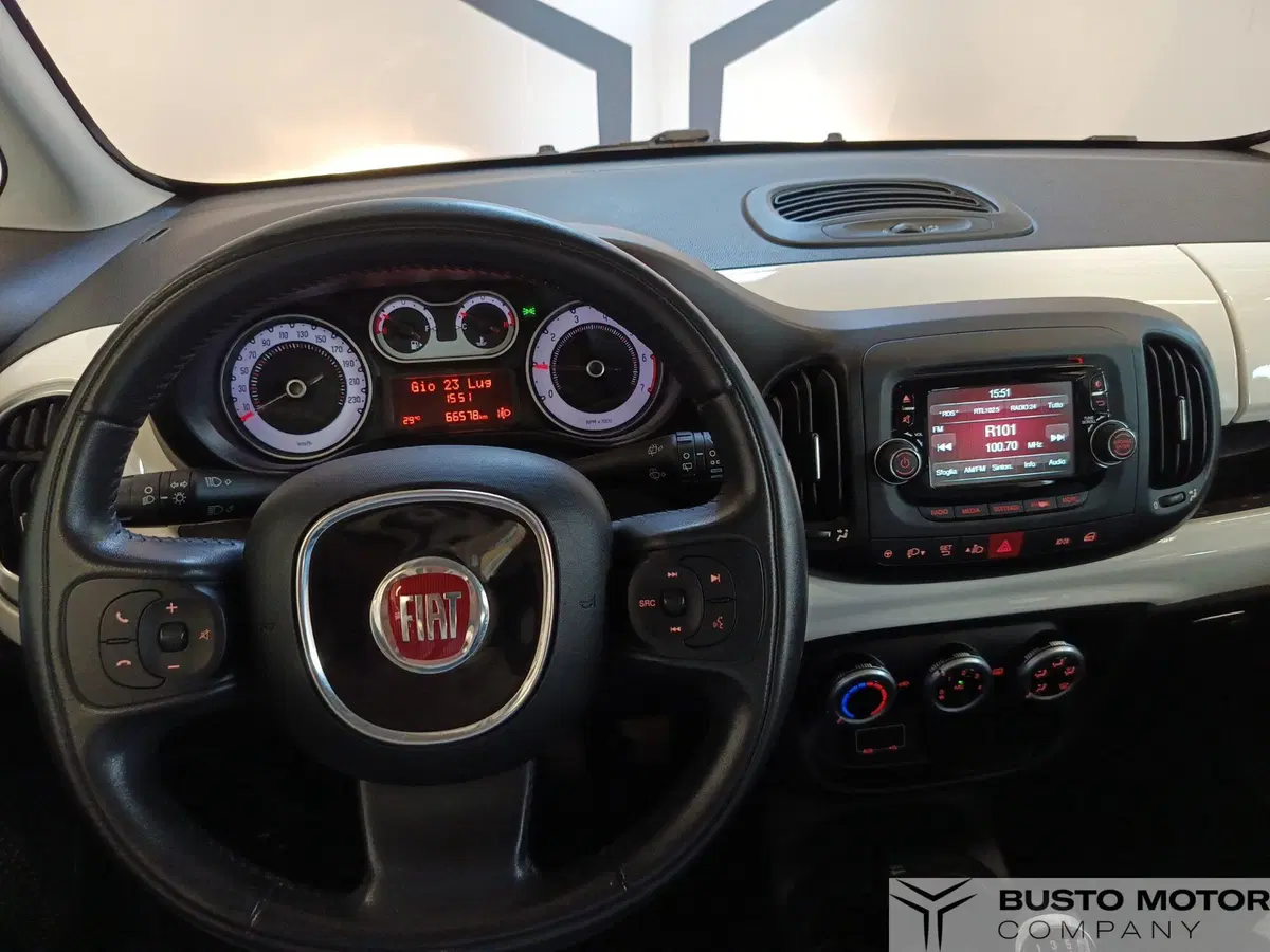 Fiat 500L usata a Varese (11)
