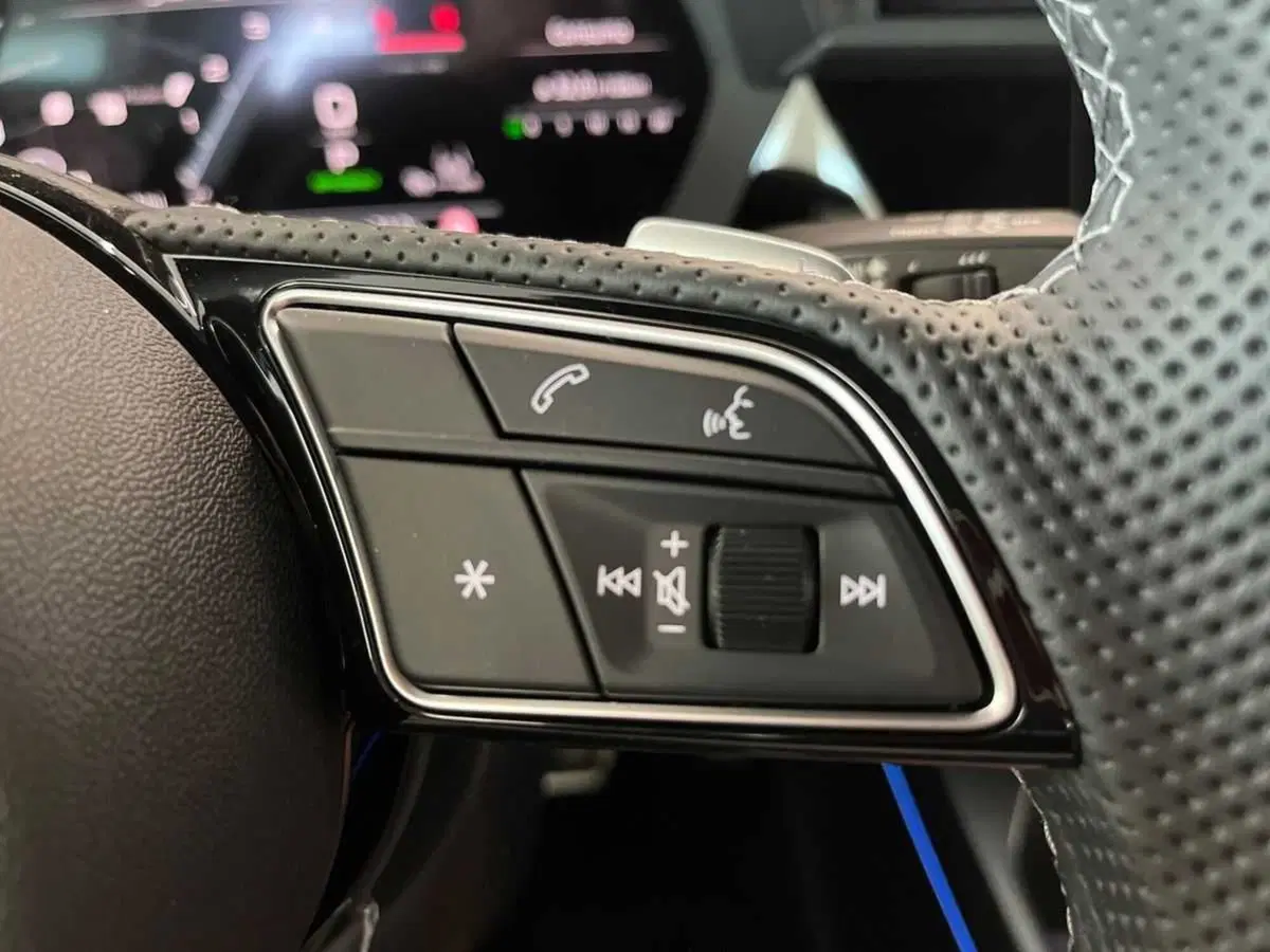 Audi A3 Sportback nuova a Ferrara (17)