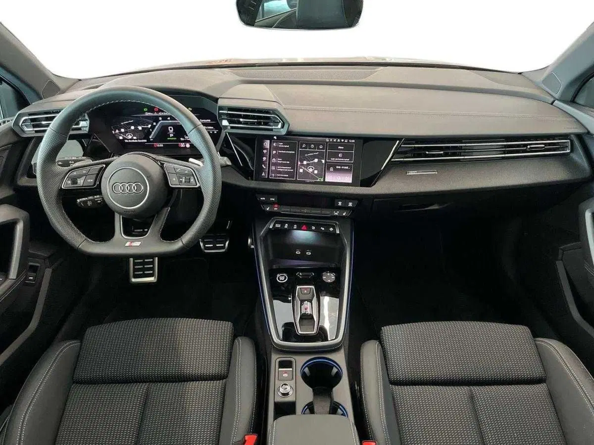 Audi A3 Sportback nuova a Ferrara (9)