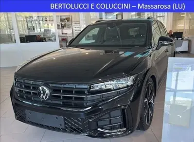 Volkswagen Touareg 3.0 V6 tdi scr R-Line Final Edition 231cv auto nuova a Massarosa