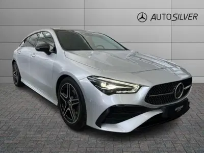 Mercedes-Benz CLA Shooting Brake 200 d AMG Line Premium Plus auto del 2023 usata a Verona