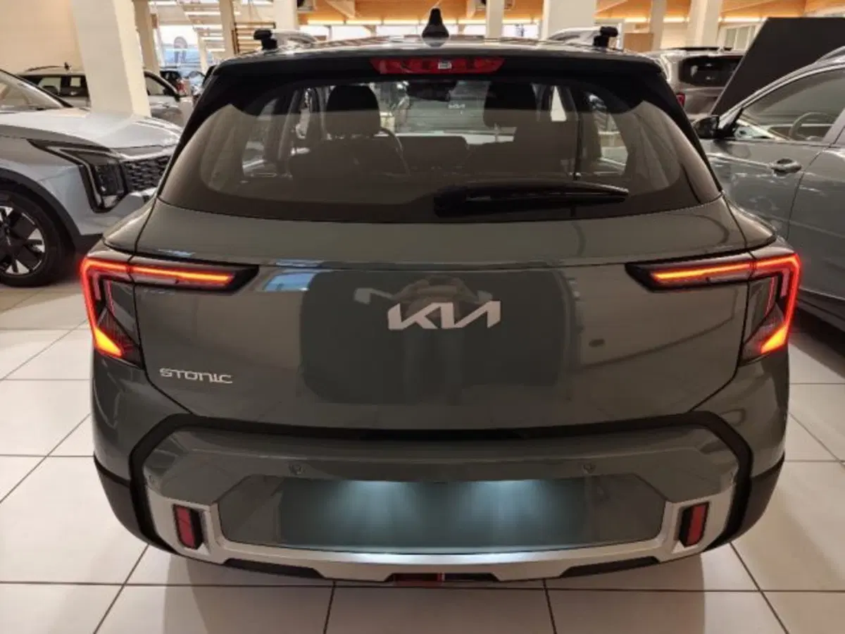 Kia Stonic nuova a Vicenza (4)