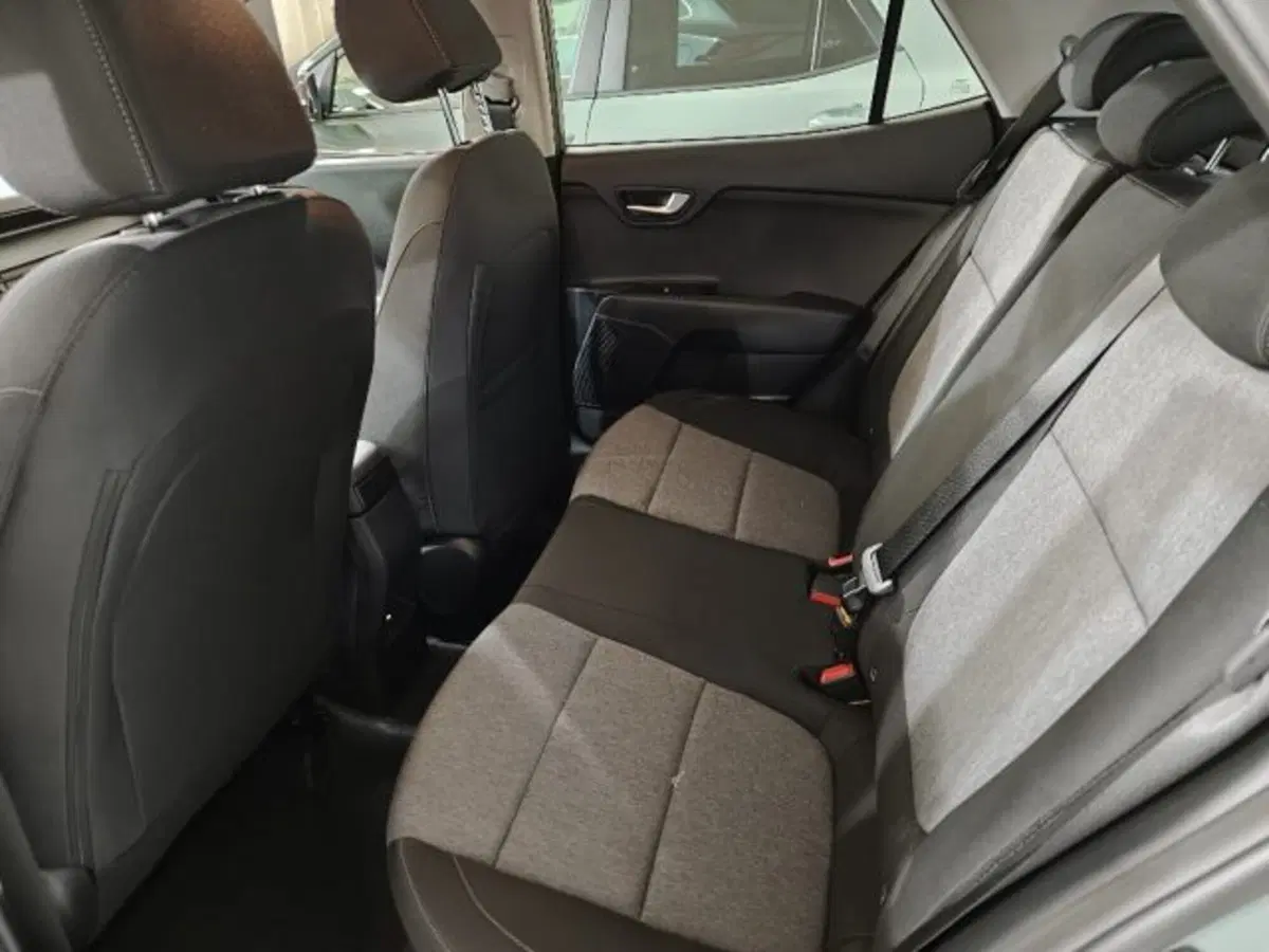 Kia Stonic nuova a Vicenza (8)