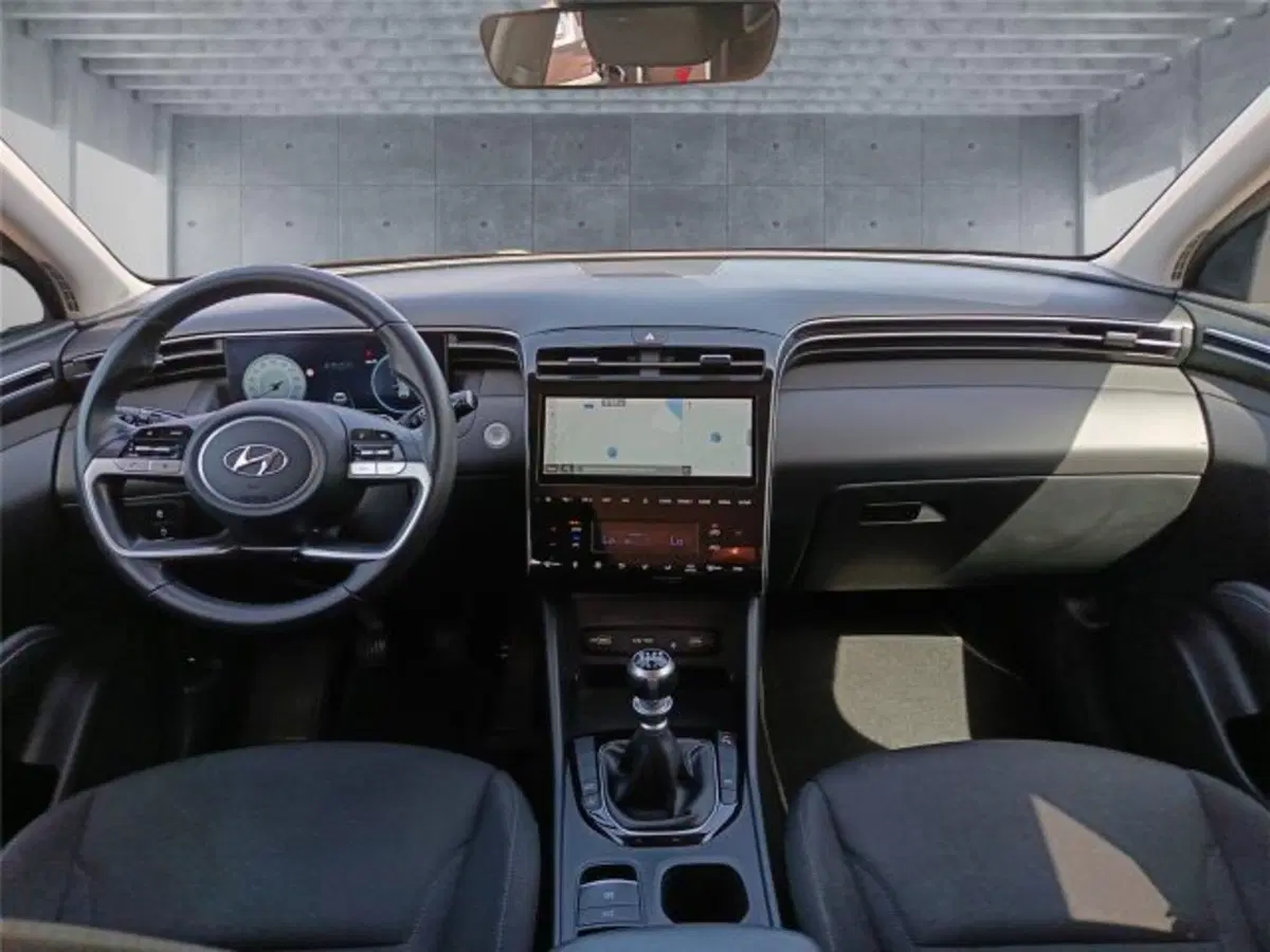 Hyundai Tucson usata a Bari (12)