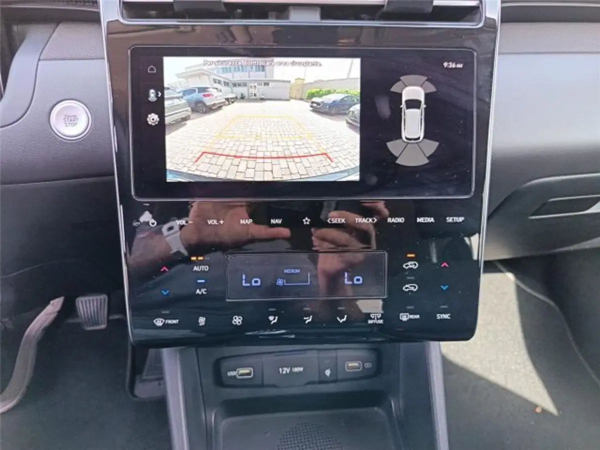 Hyundai Tucson usata a Bari (15)