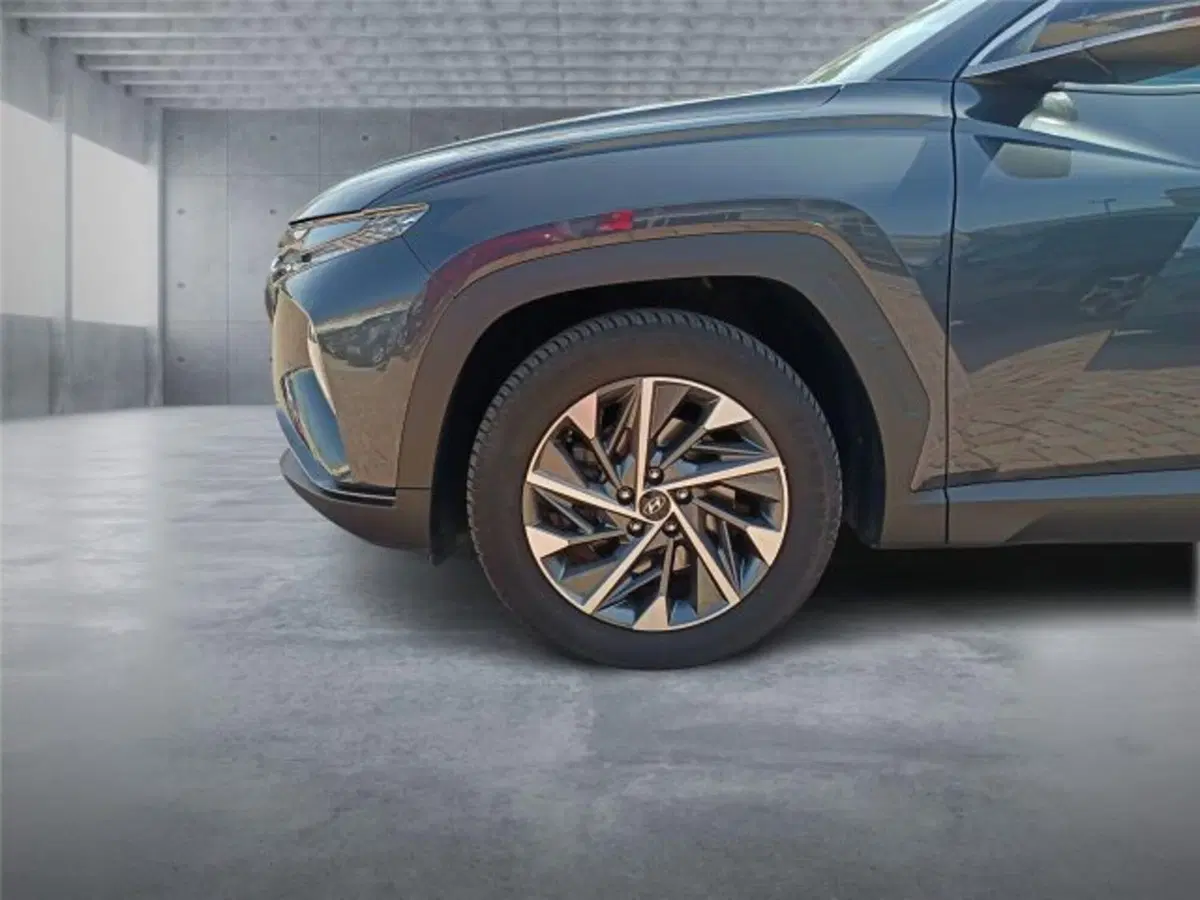 Hyundai Tucson usata a Bari (7)