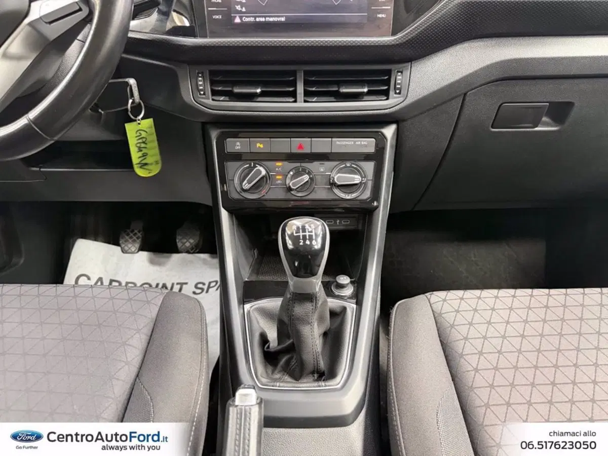 Volkswagen T-Cross usata a Roma (11)