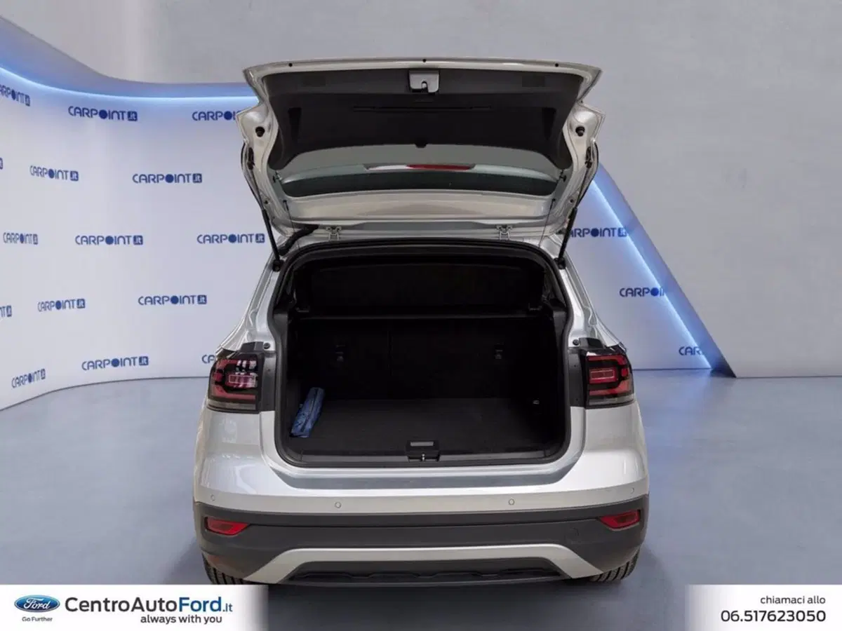 Volkswagen T-Cross usata a Roma (17)