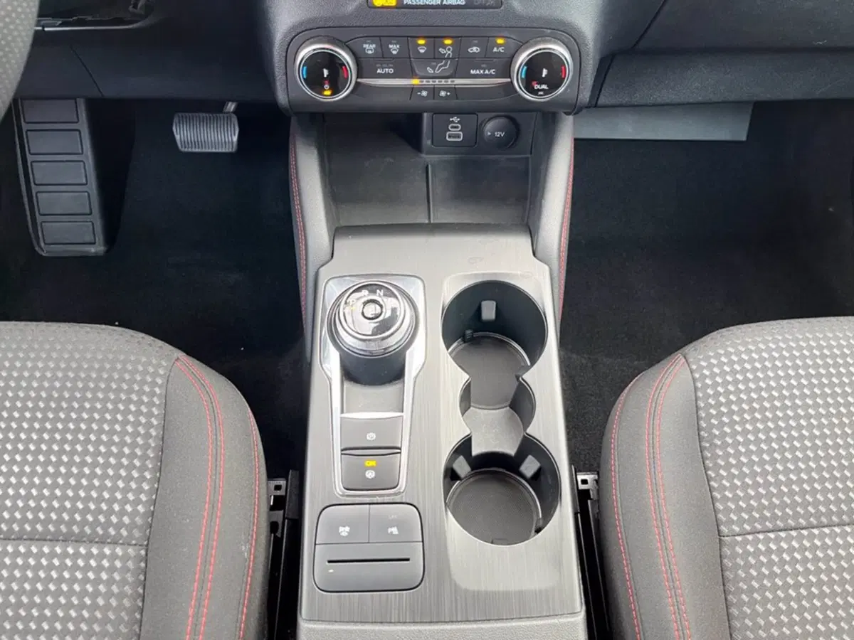 Ford Kuga usata a Milano (16)