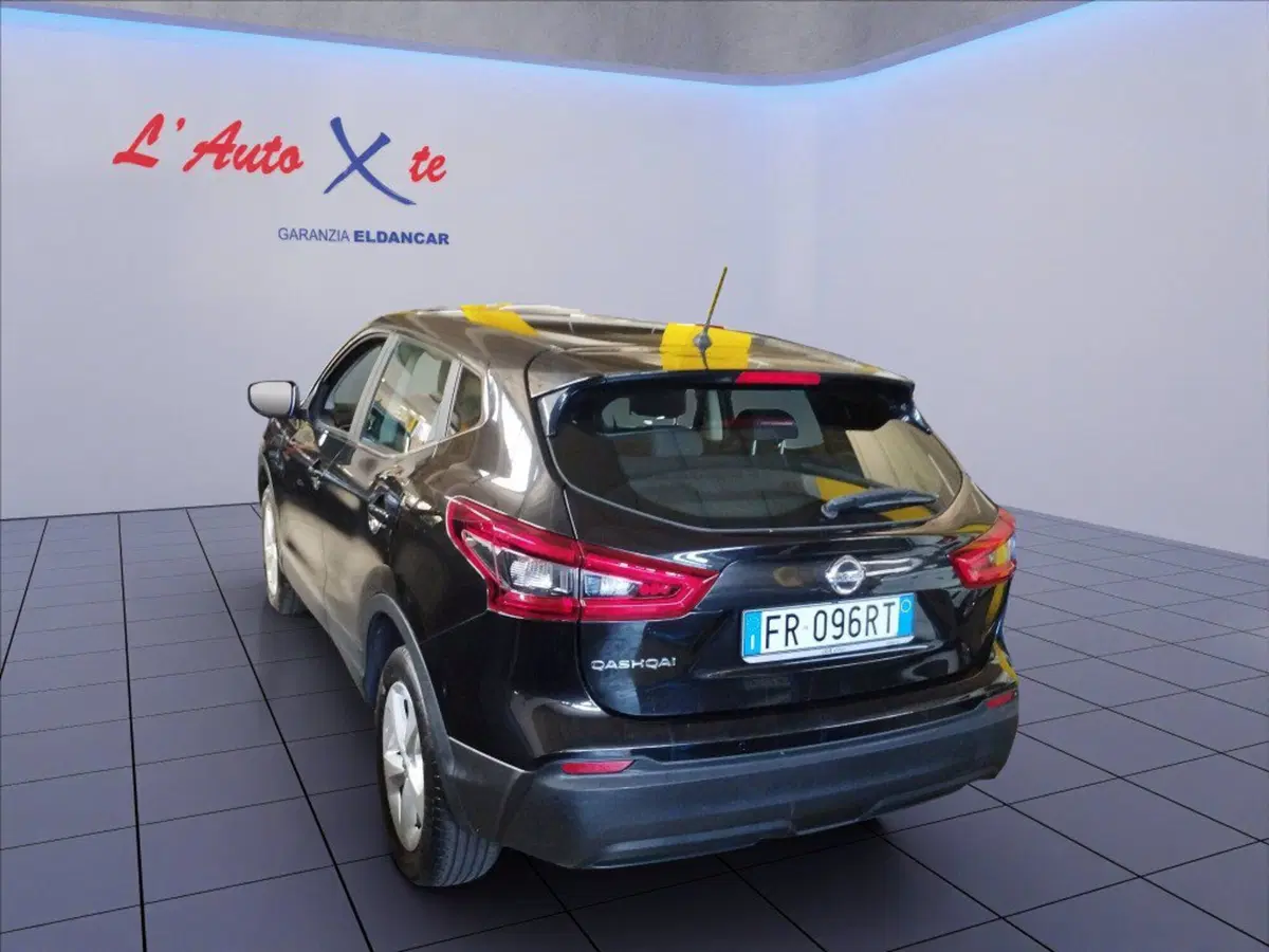 Nissan Qashqai usata a Milano (4)