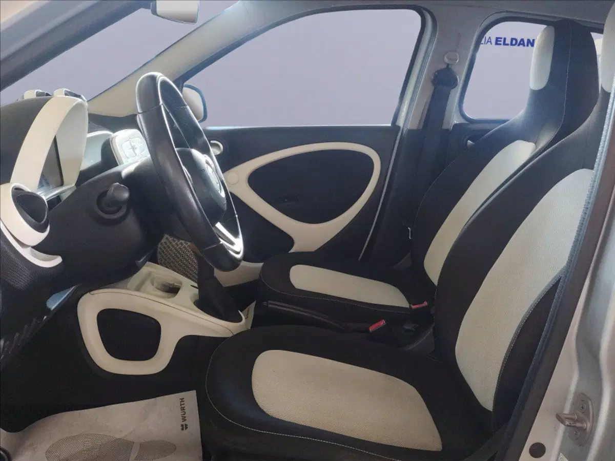 smart forfour usata a Milano (9)