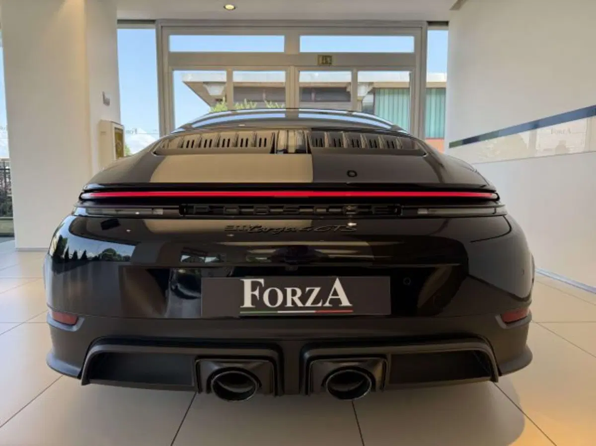 Porsche 911 Cabrio nuova a Torino (14)