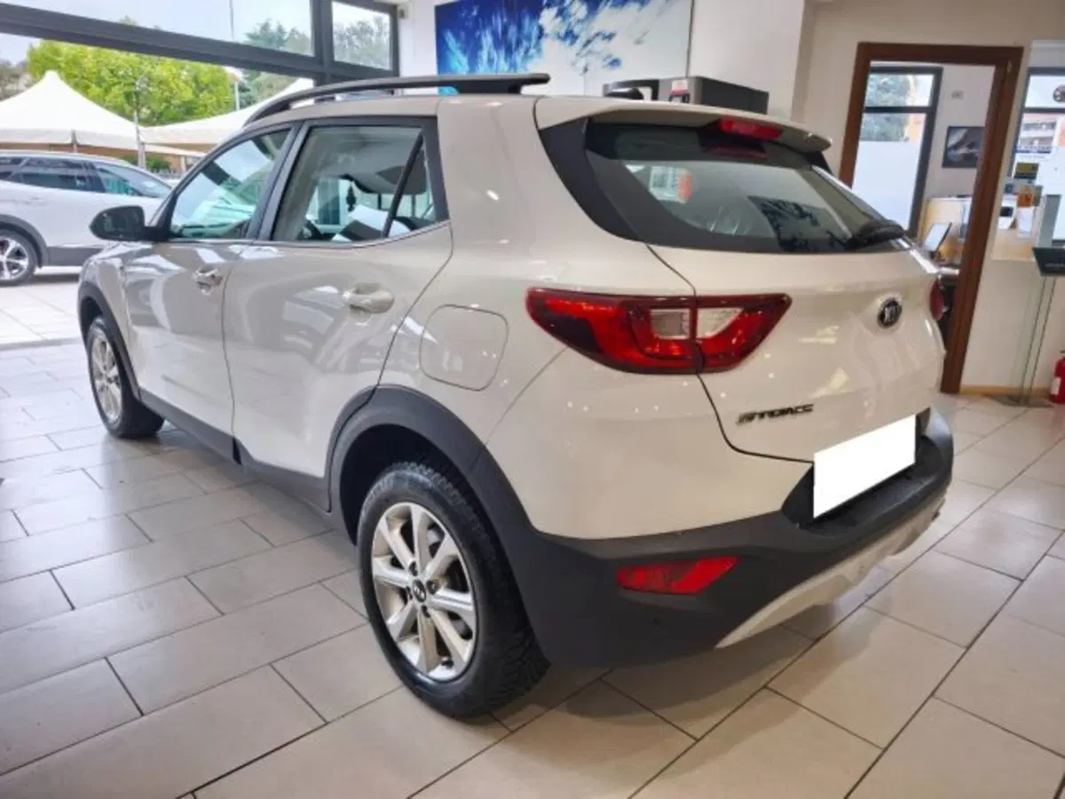 Kia Stonic usata a Firenze (5)