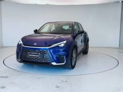 Lexus LBX 1.5 hybrid Elegant 2wd del 2024 usata a Mosciano Sant'Angelo