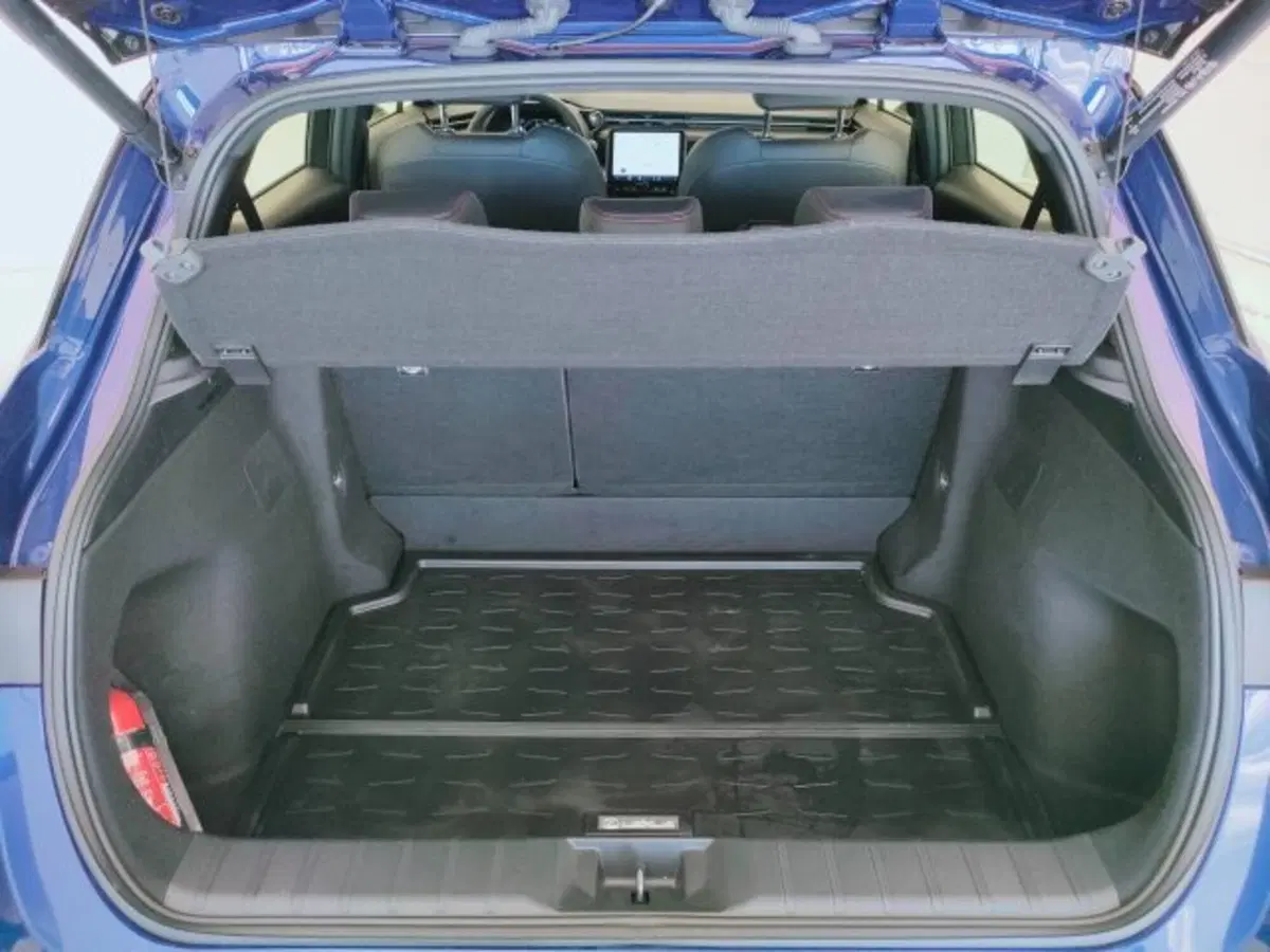 Lexus LBX usata a Teramo (9)
