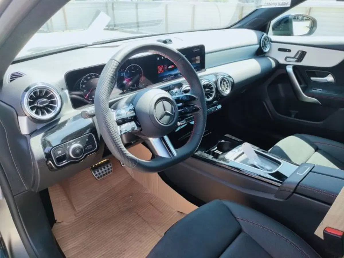 Mercedes-Benz Classe A nuova a Teramo (10)