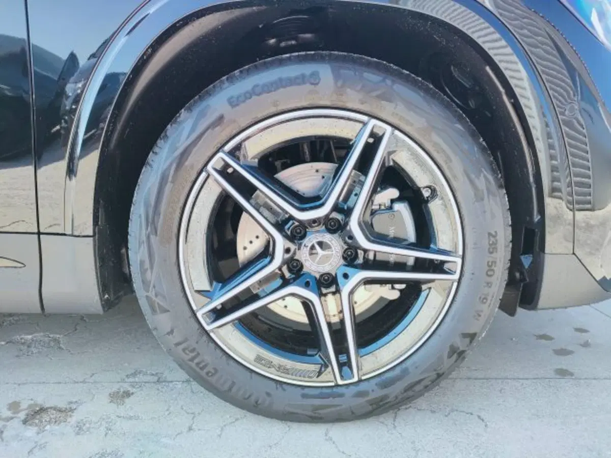 Mercedes-Benz GLA SUV nuova a Teramo (8)