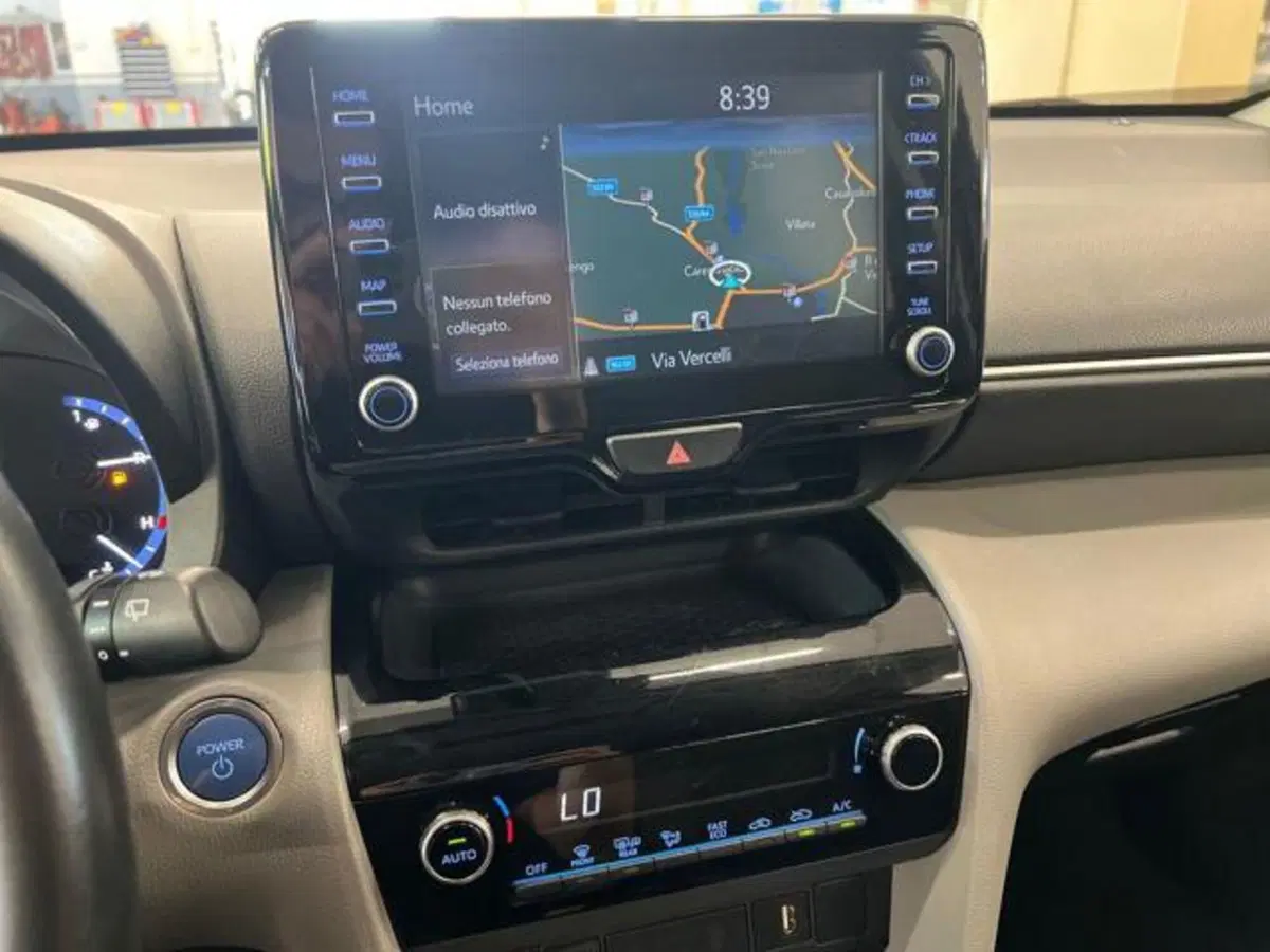 Toyota Yaris Cross usata a Vercelli (12)