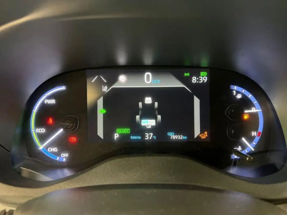 Toyota Yaris Cross usata a Vercelli (13)