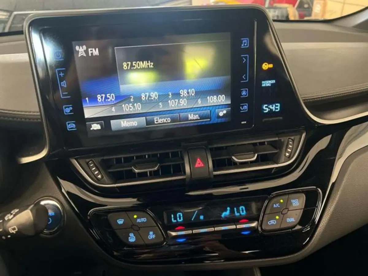 Toyota Toyota C-HR usata a Vercelli (12)