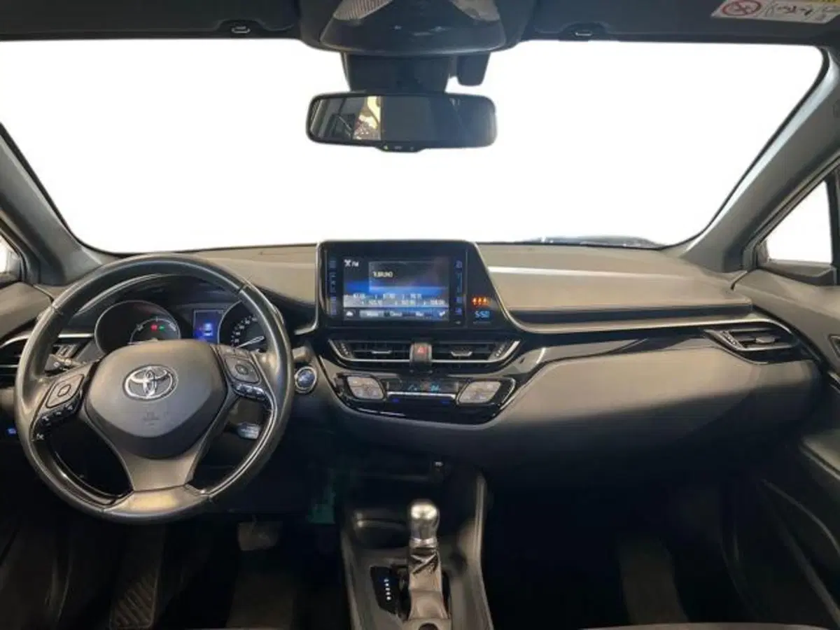 Toyota Toyota C-HR usata a Vercelli (9)
