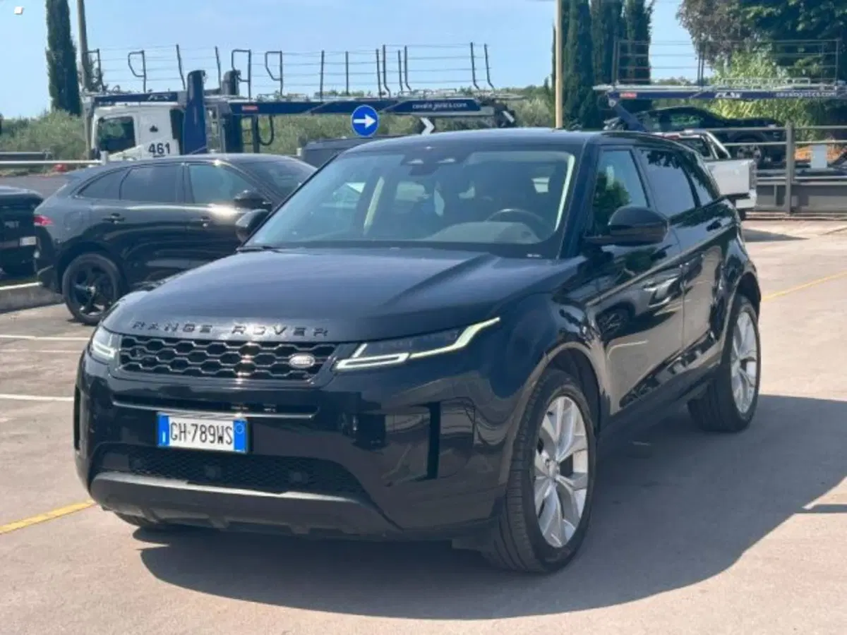 Land Rover Range Rover Evoque usata a Lucca (9)