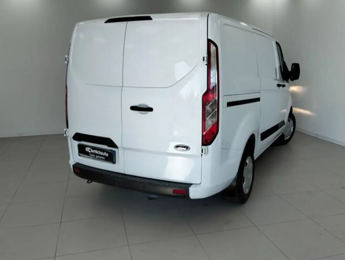 Ford Transit Custom Furgone usata a Como (2)