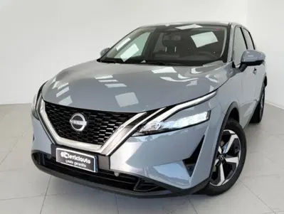 Nissan Qashqai 1.3 mhev N-Connecta 4wd 158cv xtronic del 2023 usata a Lurate Caccivio