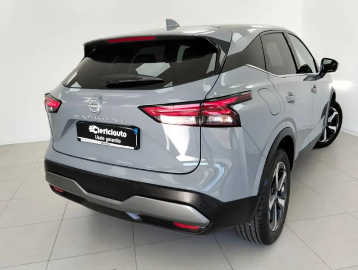 Nissan Qashqai usata a Como (2)
