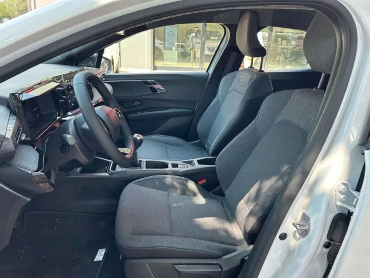 Renault Clio nuova a Firenze (12)