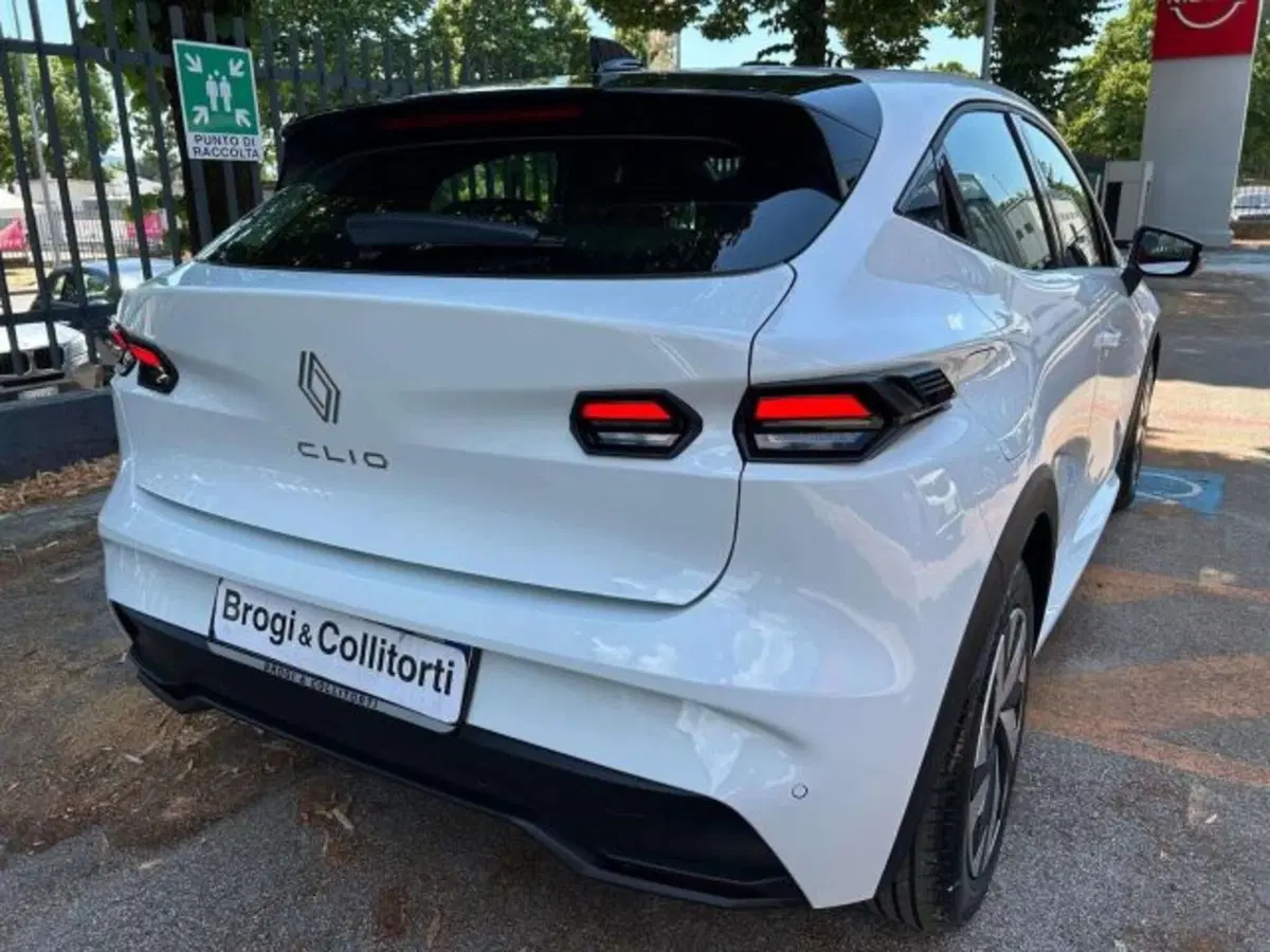 Renault Clio nuova a Firenze (4)