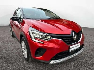 Renault Captur Full Hybrid E-Tech 145 CV Equilibre del 2023 usata a Empoli